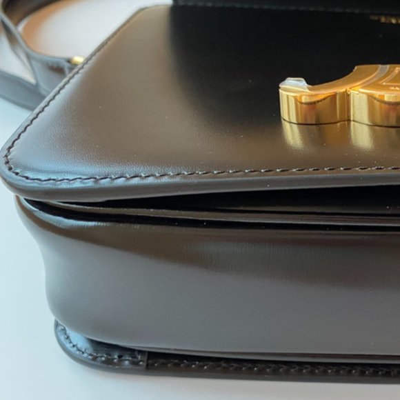 Brand New Celine Triomphe Teen Bag in Shiny Black Calfskin Leather - Picture 11 of 16